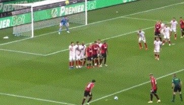 开云体育app-【意甲】吉鲁双响 迪亚斯助攻+造点 AC米兰4比1胜