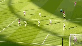 1728139296882028393.gif Oct-05-2024 22-40-45.gif